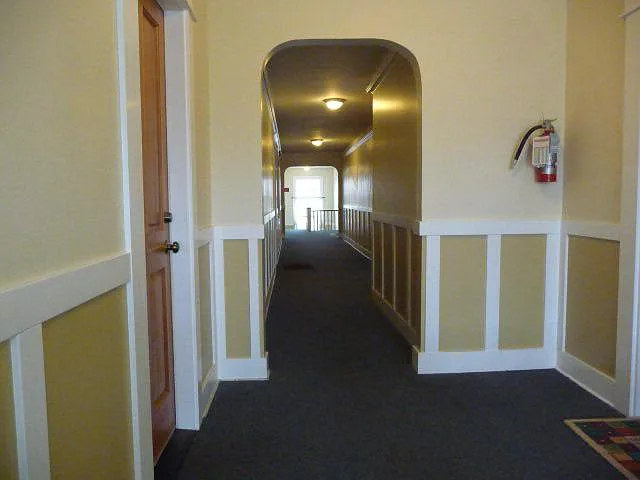 4305 SE Belmont St — Photo 3