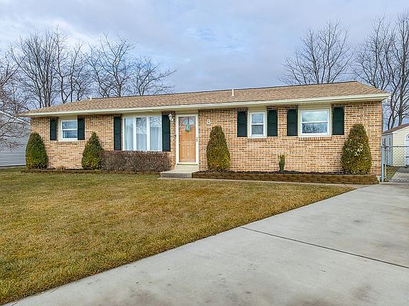 3rd image of 8 Craig Rd