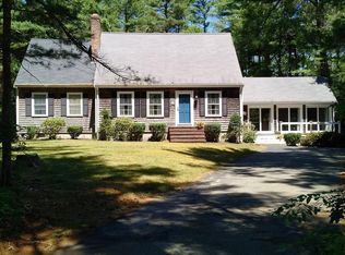 29 Spring St, Plympton, MA 02367