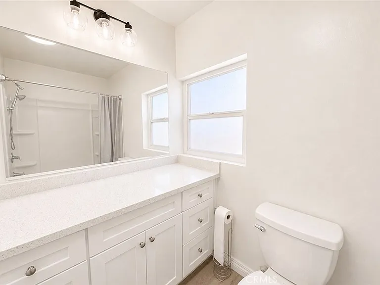 917 S Catalina St #5 — Photo 12