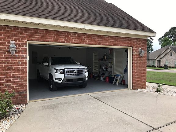 2nd image of 316 Cotton Ridge Ln