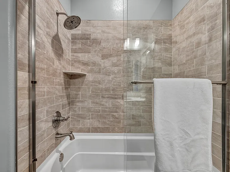518 Riverbed Cir — Photo 35