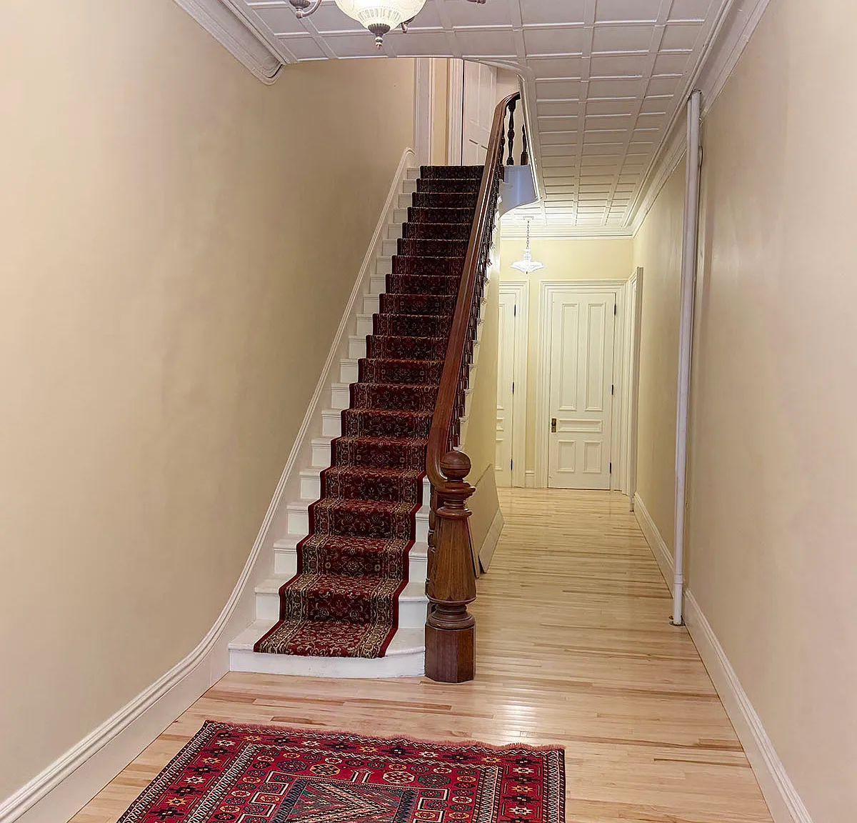 147 Pleasant Ave — Photo 4