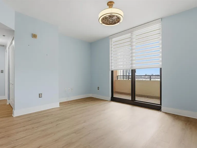 110 N Federal Hwy #1108 — Photo 5
