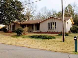812 Southeast Cir, Hattiesburg, MS 39402