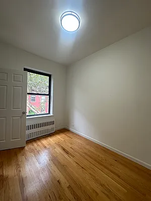 Rented by Peter R. Hungerford, LREB | media 20