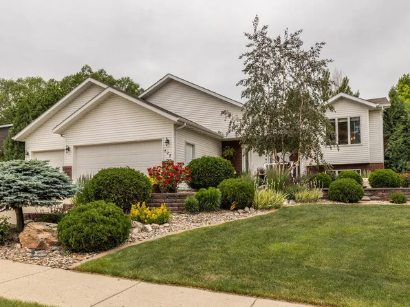 828 Brome Ave, Bismarck, ND 58503