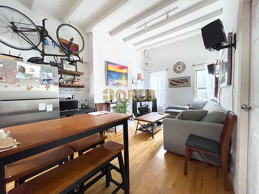 Rented by City Connections Realty | media 14