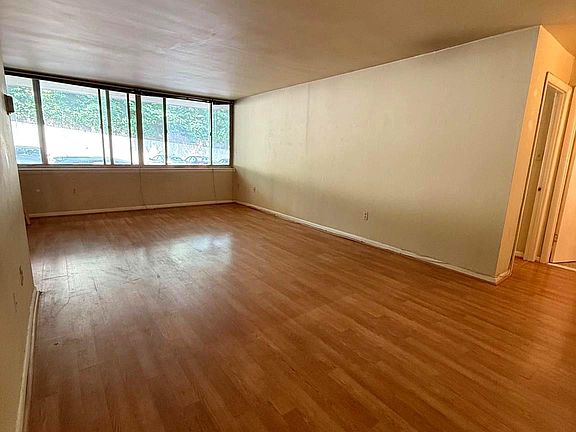 4th image of 5565 Columbia Pike APT 210