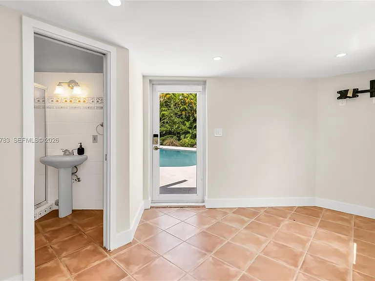 451 Ridge Rd — Photo 59