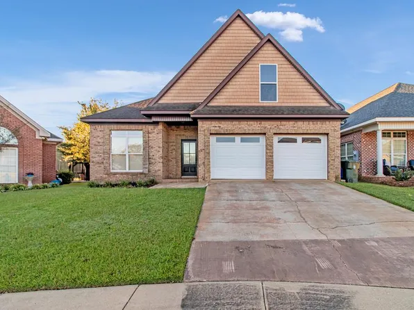 239 Veritas Dr, Dothan, AL 36303