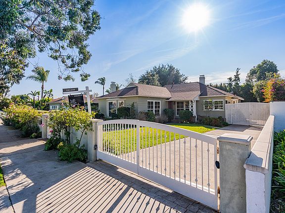 2nd image of 14934 W Sunset Blvd
