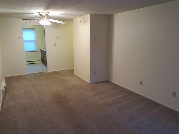 3rd image of 316 W 5th St APT 2