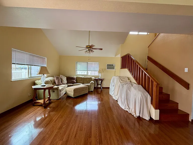 94-1098 Awalua St — Photo 12