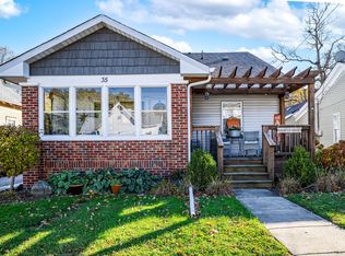 35 E Pearl St, Greenwood, IN 46143