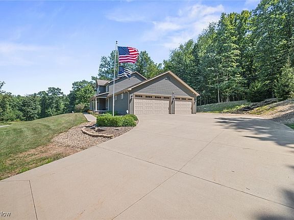 4th image of 115 Concord Dr