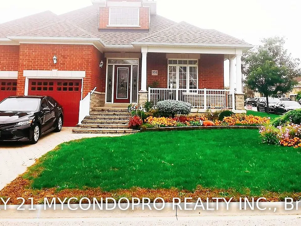938 Red Deer Ave