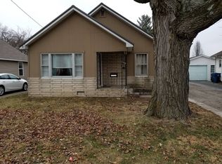 1208 S Tyler St, Robinson, IL 62454