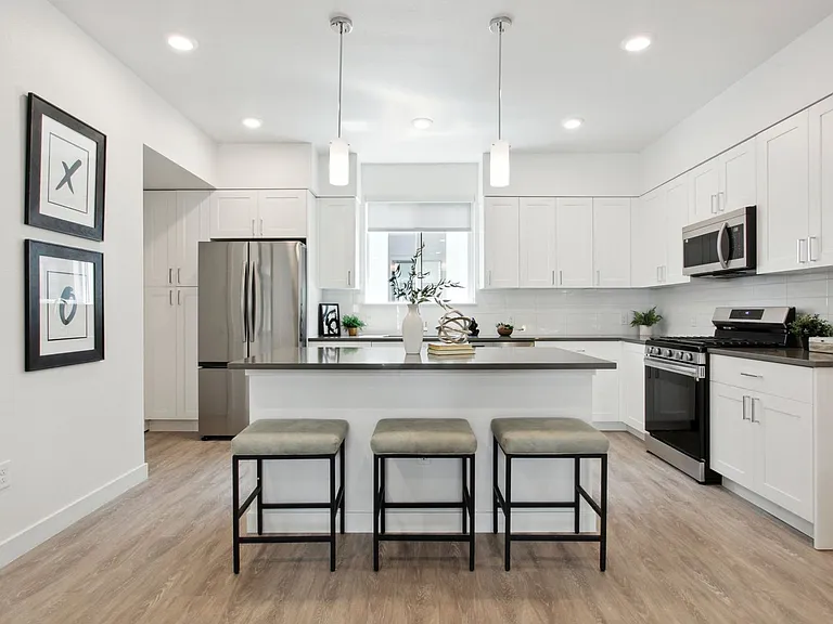 Central Park Townhomes — Photo 27