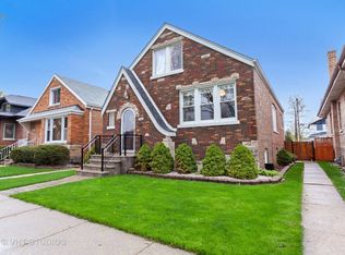 3525 Gunderson Ave, Berwyn, IL 60402