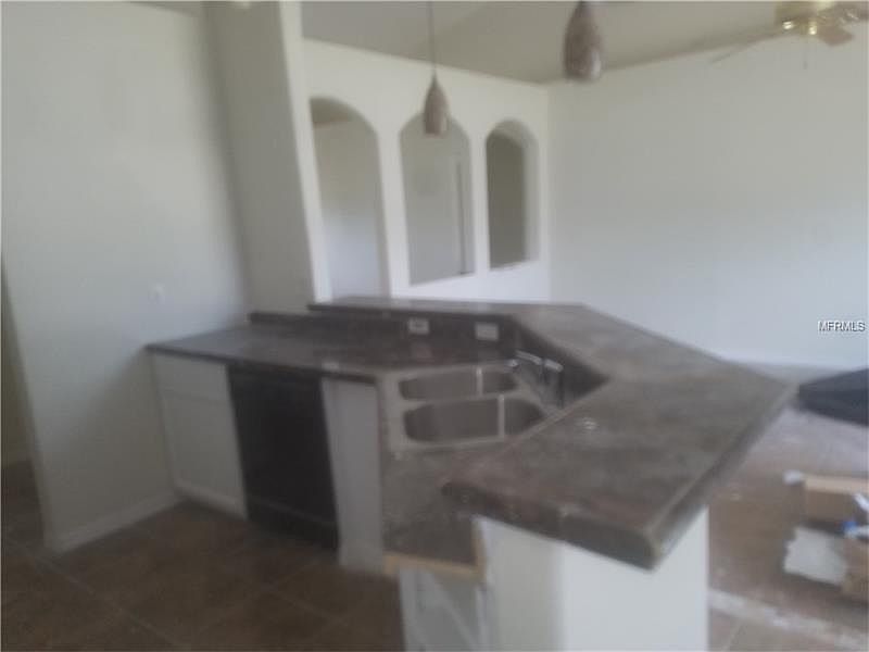 2nd image of 931 Gateshead Ct