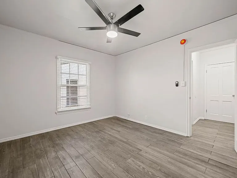 4189 Leimert Blvd — Photo 34