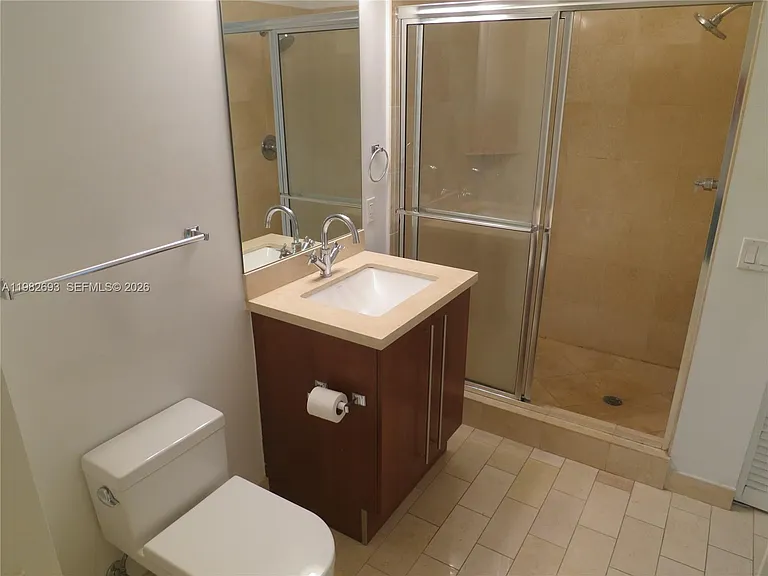 1111 SW 1st Ave #1118 — Photo 15