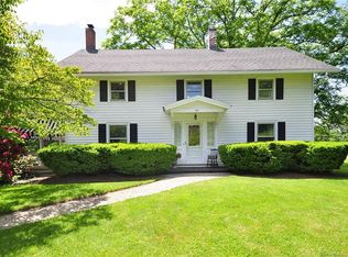 62 Pitkin St, Manchester, CT 06040