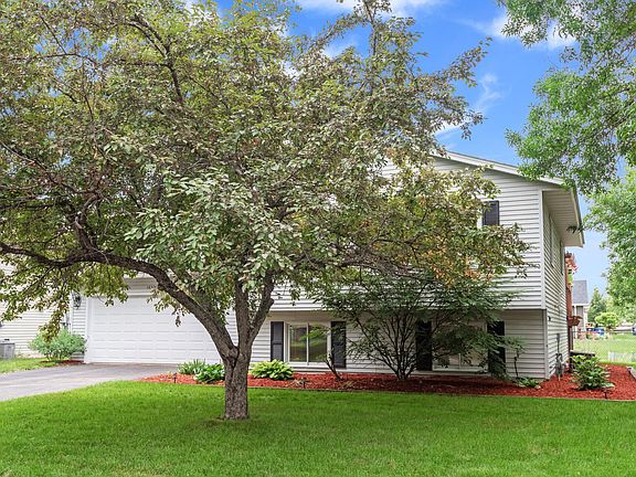 3rd image of 18374 Echo Dr