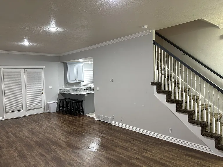 1947 S Columbia Ln #20 — Photo 2
