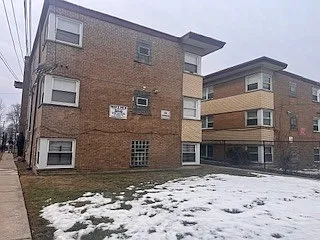 2254 W Garfield Blvd #1R — Photo 12