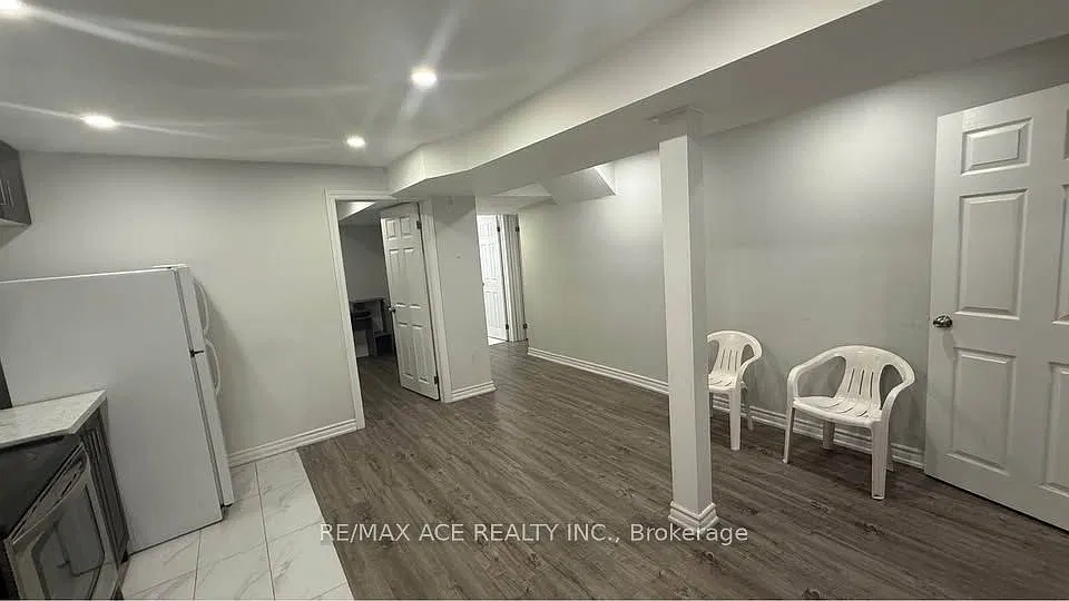 2 bed, $1,695 — Photo 3