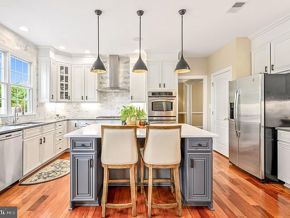 2nd image of 20254 Kentucky Oaks Ct