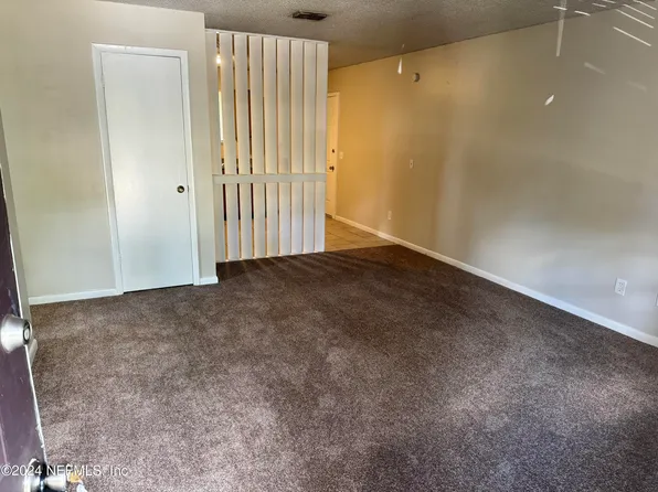 5018 WESTCHASE Court, Jacksonville, FL 32210