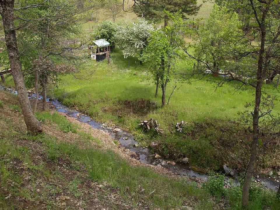 2nd image of 17323 Cottonwood Creek Rd