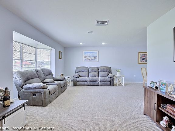 4th image of 7516 Rolling Hills Rd