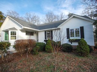 76 Osprey Ln, Locust Hill, VA 23092