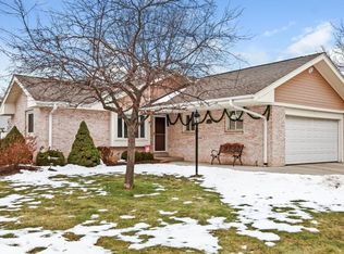 10006 W Calumet Rd, Milwaukee, WI 53224