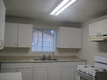 4th image of 5794 Montclair Ave