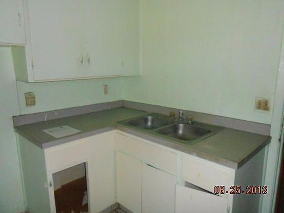 4th image of 1263 N 8th St