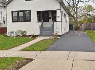 292 N Addison Ave, Elmhurst, IL 60126