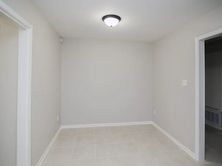 4A Harroun Ct #A — Photo 9
