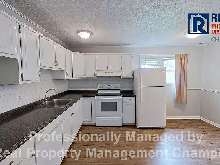 101 N Glen Ct — Photo 4