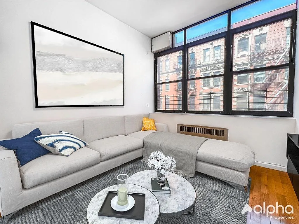 203 Rivington Street — Photo 2