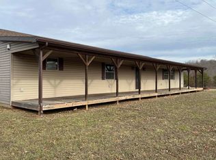 635 Cajun Hills Dr, Ashton, WV 25503