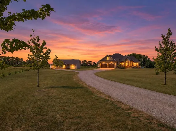 15599 138th Ave NE, Spicer, MN 56288