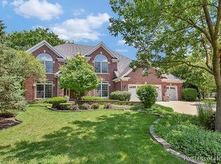 1641 Raleigh Ct, Wheaton, IL 60189