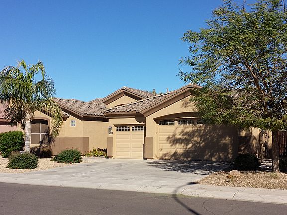 3rd image of 2076 E Browning Pl