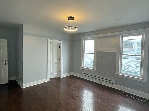 5th image of 364 Schley St #1L