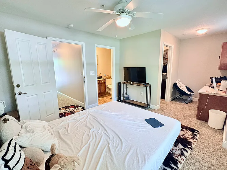 203 Kelly Rd #904 — Photo 8